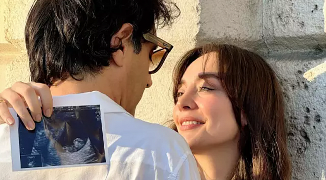 Cansel Elçin ve Zeynep Tuğçe Bayat&#039;ın bebeğinin cinsiyeti belli oldu