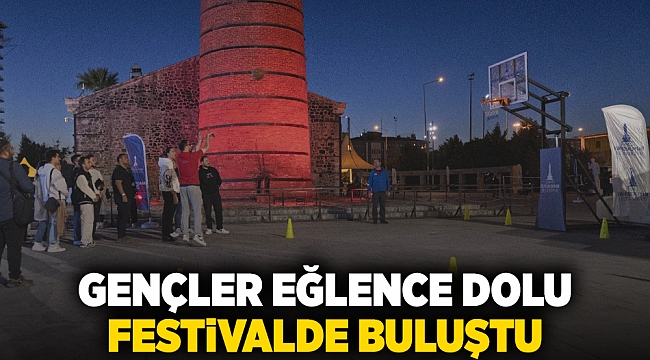 Gençler eğlence dolu  festivalde buluştu