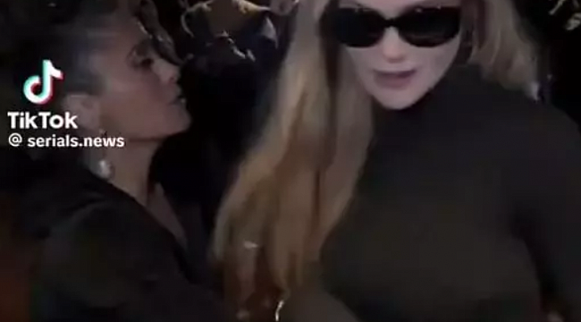 Paris&#039;teki Balenciaga defilesinde Nicole Kidman ve Salma Hayek arasında gergin anlar yaşandı