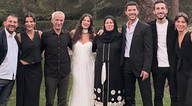 Pınar Deniz ve Kaan Yıldırım aile arasında bir nikah yemeği düzenledi! Kaan Yıldırım, kayınpederi ile tezgah başına geçti! &quot;Kebap bizim işimiz&quot;