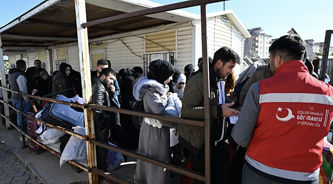 Suriyeliler vatanlarına dönüyor