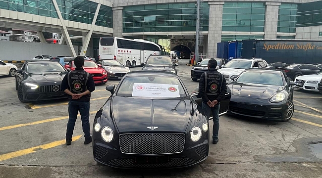 Gümrükler Muhafaza&#039;dan 11 ilde operasyon: 50 lüks araç ele geçirildi