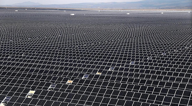 Türkiye&#039;nin elektrik ihtiyacının yüzde 60&#039;ı yenilenebilir enerjiden