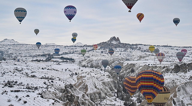 Türkiye'ye 2025'in ilk ayında 2 milyonu aşkın yabancı ziyaretçi geldi