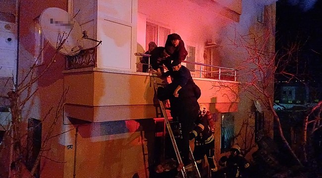 Çorum'da apartman yangını: 10 kişi ekiplerce kurtarıldı