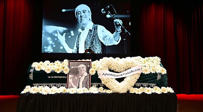 Edip Akbayram son yolculuğuna uğurlandı...