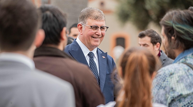 “İzmir Seninle” gençler için yola çıkıyor