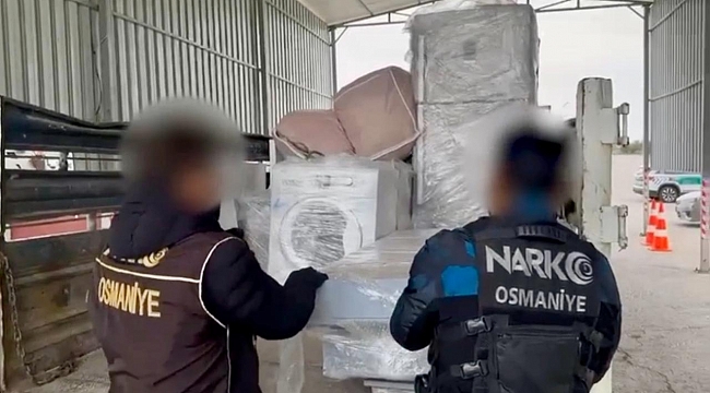 Kamyonetteki 39 kilo 650 gram uyuşturucuyu "Pars" buldu