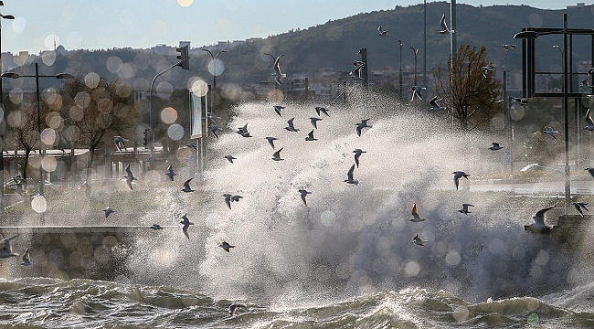 Meteoroloji'den Ege Denizi için fırtına uyarısı