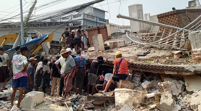 Myanmar'daki depremlerde can kaybı 1002'ye ulaştı