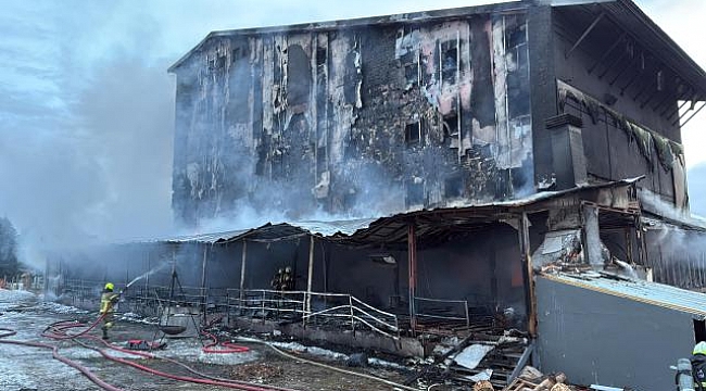 Uludağ&#039;da kapatılan otelde yangın çıktı: 2 kişi hayatını kaybetti