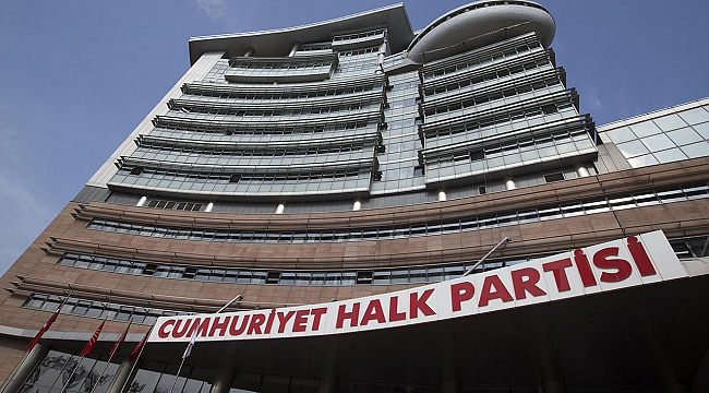 CHP bugün olağanüstü kurultaya gidiyor