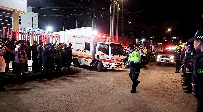 Kolombiya'da cumhurbaşkanı adayı Turbay miting konuşması esnasında vuruldu
