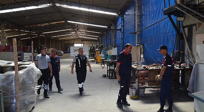 Aksaray&#039;da fabrikada patlama meydana geldi: 1 ölü, 3 yaralı