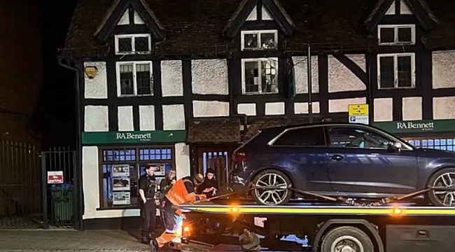 Hız sınırı ihlali yapan ünlü oyuncunun ehliyetine el konuldu