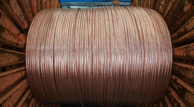 Trump&#039;ın bakır ithalatına yüzde 50 tarife kararının ardından bakır fiyatları rekor kırdı