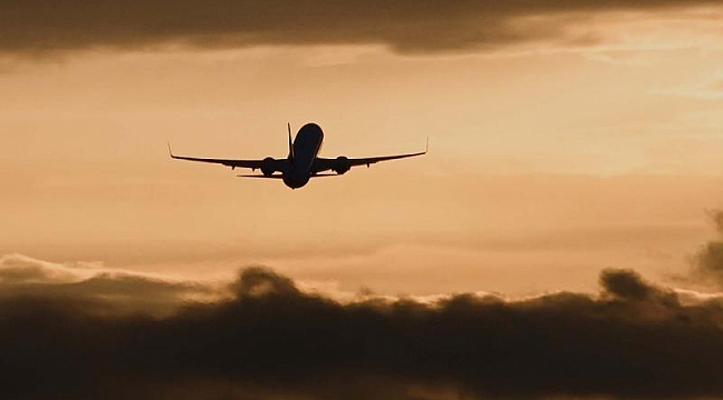 Türk hava sahasında transit uçuş rekoru kırıldı
