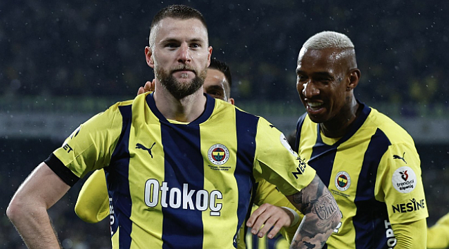 Uçak kalktı geliyor! Fenerbahçelilerin dört gözle beklediği futbolcu bu akşam İstanbul&#039;da