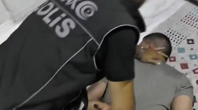 Uyuşturucu satıcılarına yönelik Bursa&#039;daki operasyonda 304 şüpheli yakalandı