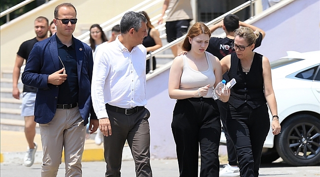 YKS’de Duygulandıran Başarı: Nehir Zeyrek Mimarlık Hayaline Kavuştu