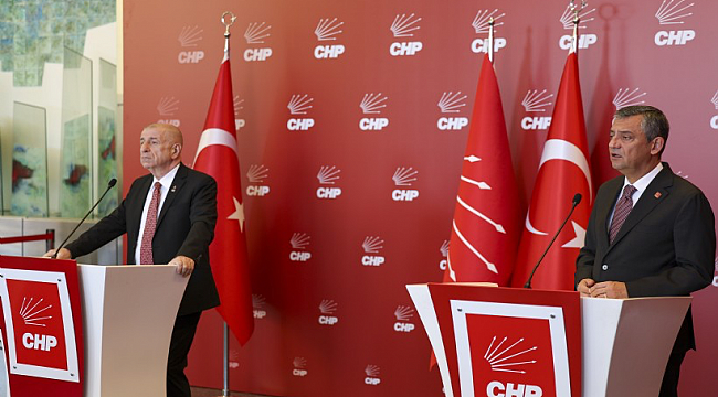 Zafer Partisi Genel Başkanı Ümit Özdağ&#039;dan CHP&#039;ye ziyaret