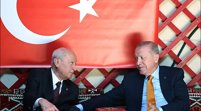 Cumhurbaşkanı Erdoğan ve Bahçeli'den "Araları açık" dedikodularını bitiren pozlar