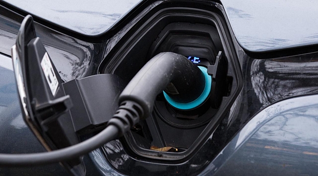 EPDK&#039;dan şarj hizmeti veren 3 firmaya 24,6 milyon lira idari para cezası