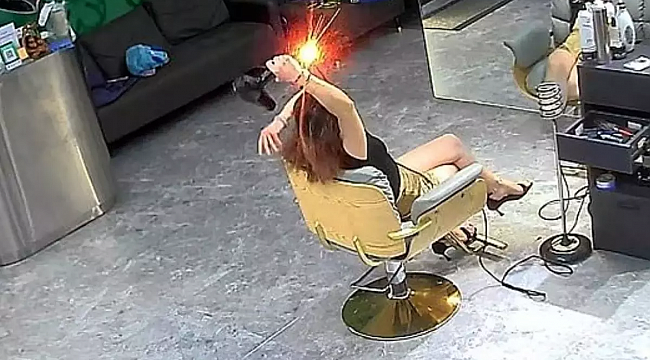 Kuaförde dehşet anı: Saç kurutma makinesi kadının elinde patladı