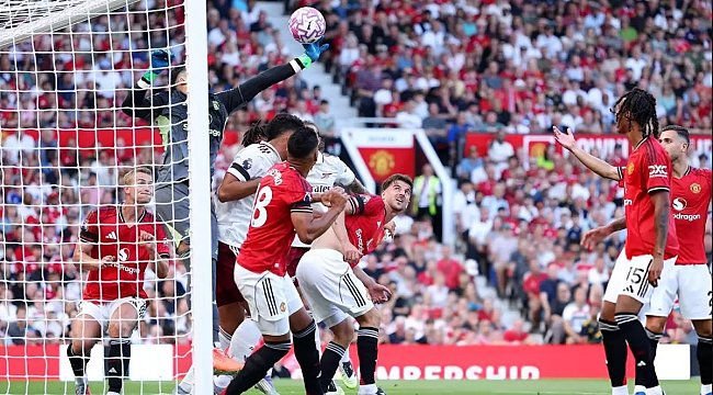 Yediği gol olay oldu! Bütün ülke milli kalecimizi konuşuyor