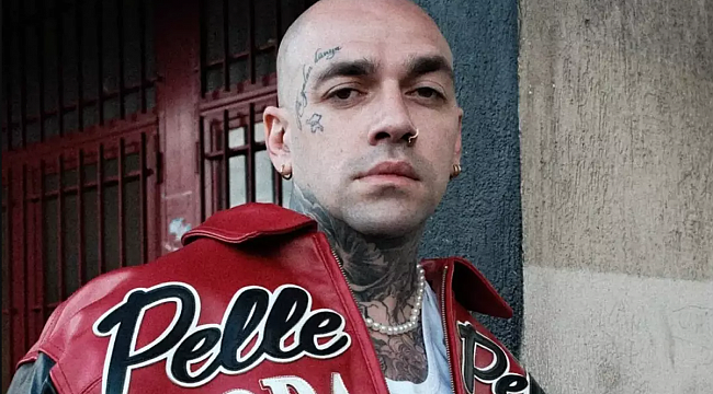 Yunanistan marşı üzerinden Türkiye&#039;yi eleştiren Ezhel&#039;in sözleri tepki çekti