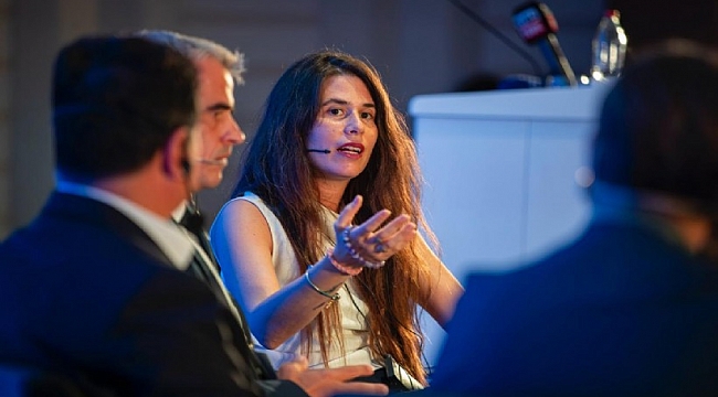 B40 Zirvesi, panellerle devam ediyor