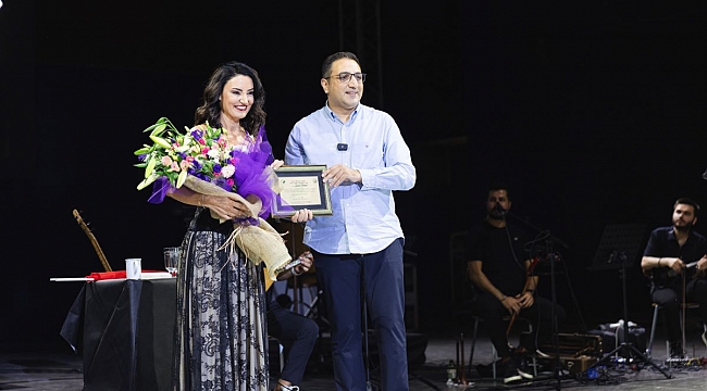 Balçovalılar Sevcan Orhan’la coştu