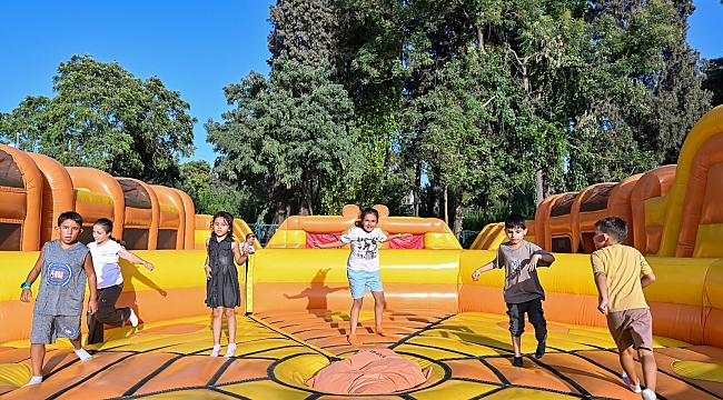 Çocuklar fuarda çok mutlu