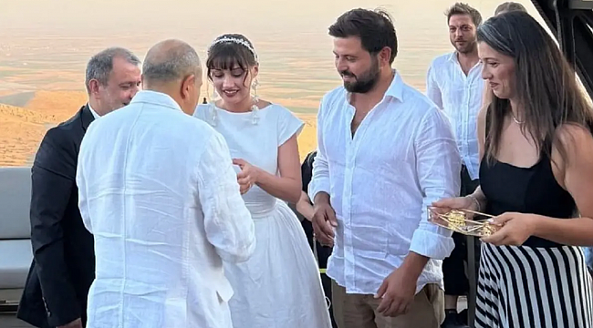 Ünlü oyuncu Sevda Erginci evleniyor! Mardin'de nişan yapıldı