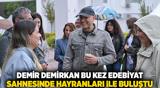 Demir Demirkan bu kez edebiyat sahnesinde hayranları ile buluştu