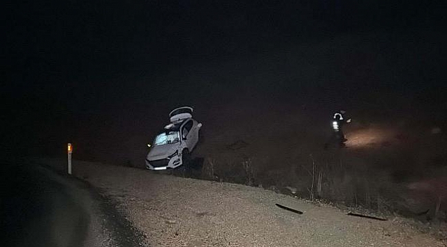 Ehliyetsiz sürücünün kullandığı araç hurdaya döndü: 1 ölü, 4 yaralı