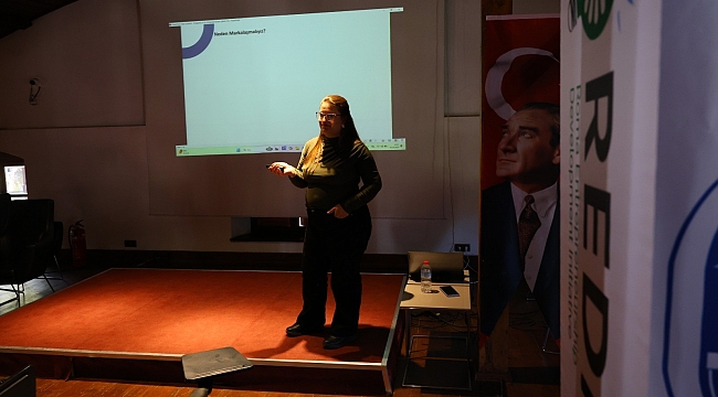 REDİ Türkiye’den Selçuk Efes Kent Belleği’nde kariyer rehberliği eğitimi