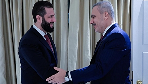 Bakan Fidan, Suriye Cumhurbaşkanı Şara ile ABD'de bir araya geldi