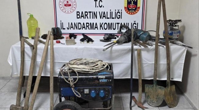 Define avcılarına suçüstü: 2 gözaltı