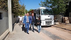 Gaziemir’de asfalt seferberliği: İki ayda 4 bin 472 metrekare alan asfaltlandı