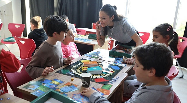 Menderes’te Çocuk Hakları Semineri