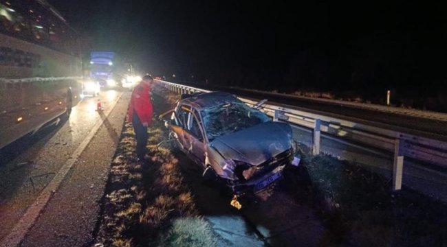 Otostopla bindiği araç mezarı oldu: 1 ölü, 2 yaralı