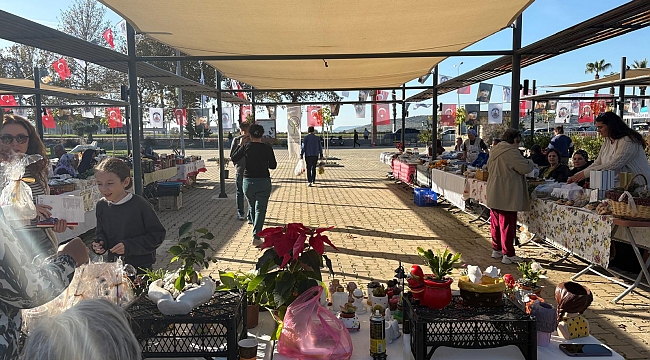 ÜRETİCİ PAZARINDA GERİ DÖNÜŞÜM HAFTASI