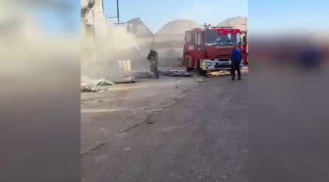 Yer: Antalya! Bahçe mobilyaları deposu alev alev yandı