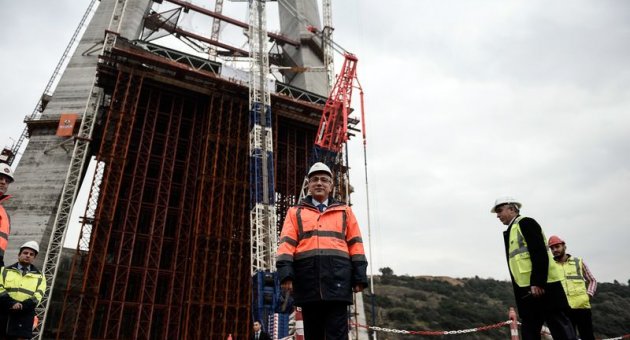 3. Köprü'nün ilk tabliyesi yerleştirildi