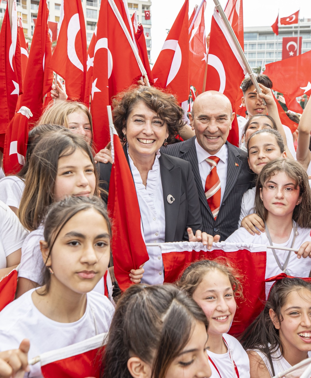 İzmir’de 100 yılın kutlaması