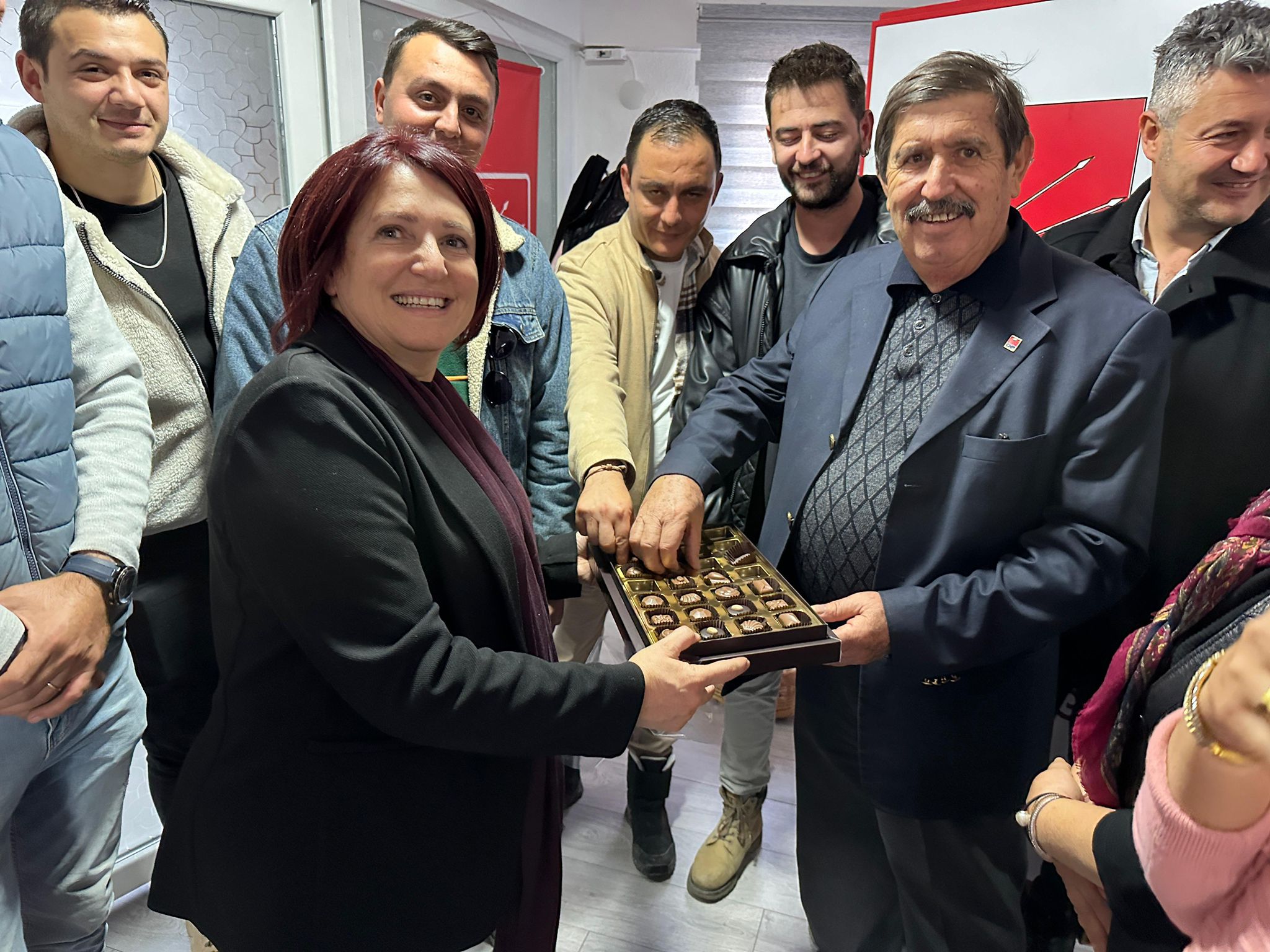 Karaburun’un İlk Kadın Başkanı Resmen Aday Adayı