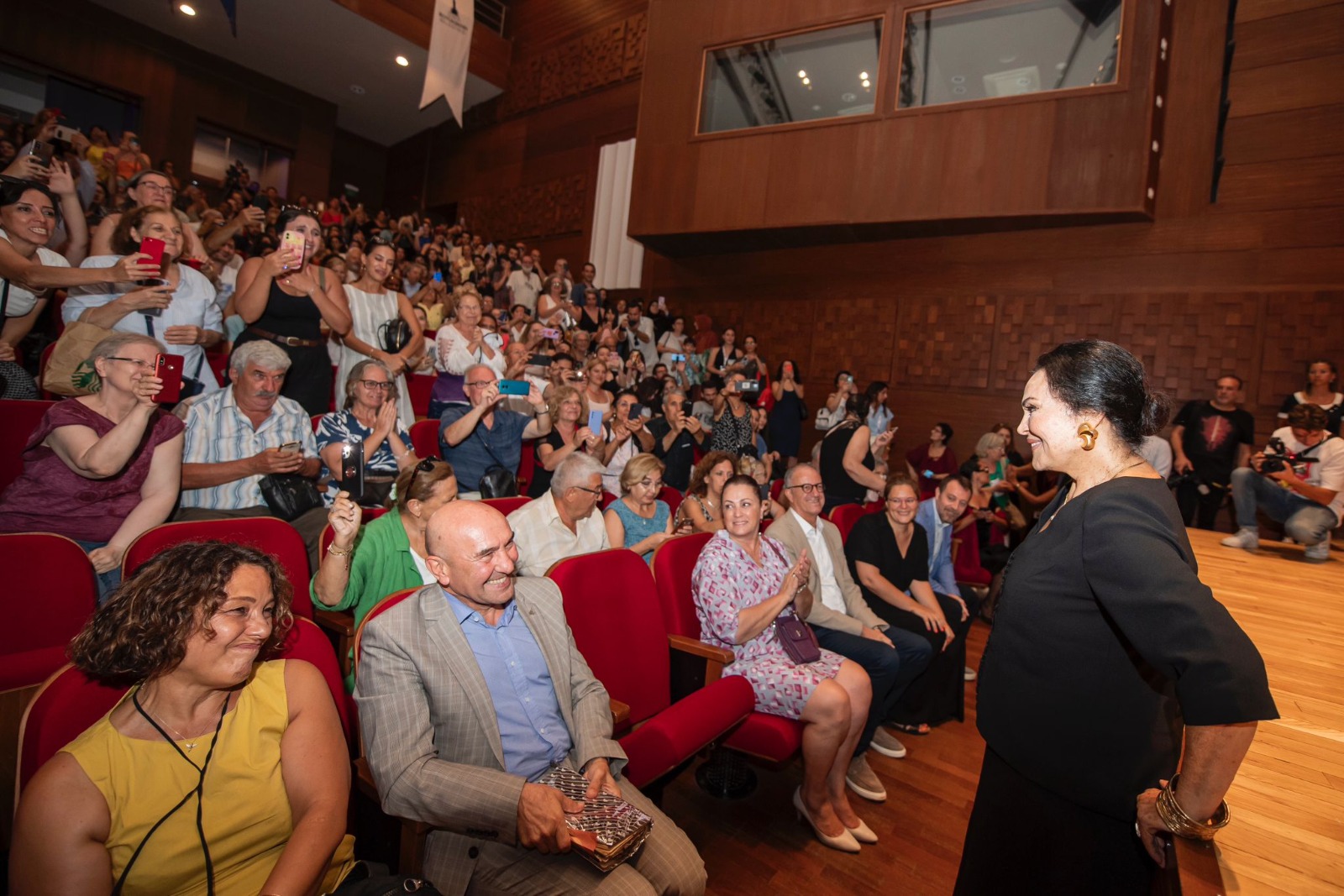 İzmir'in sanat kalbi 15 yaşında