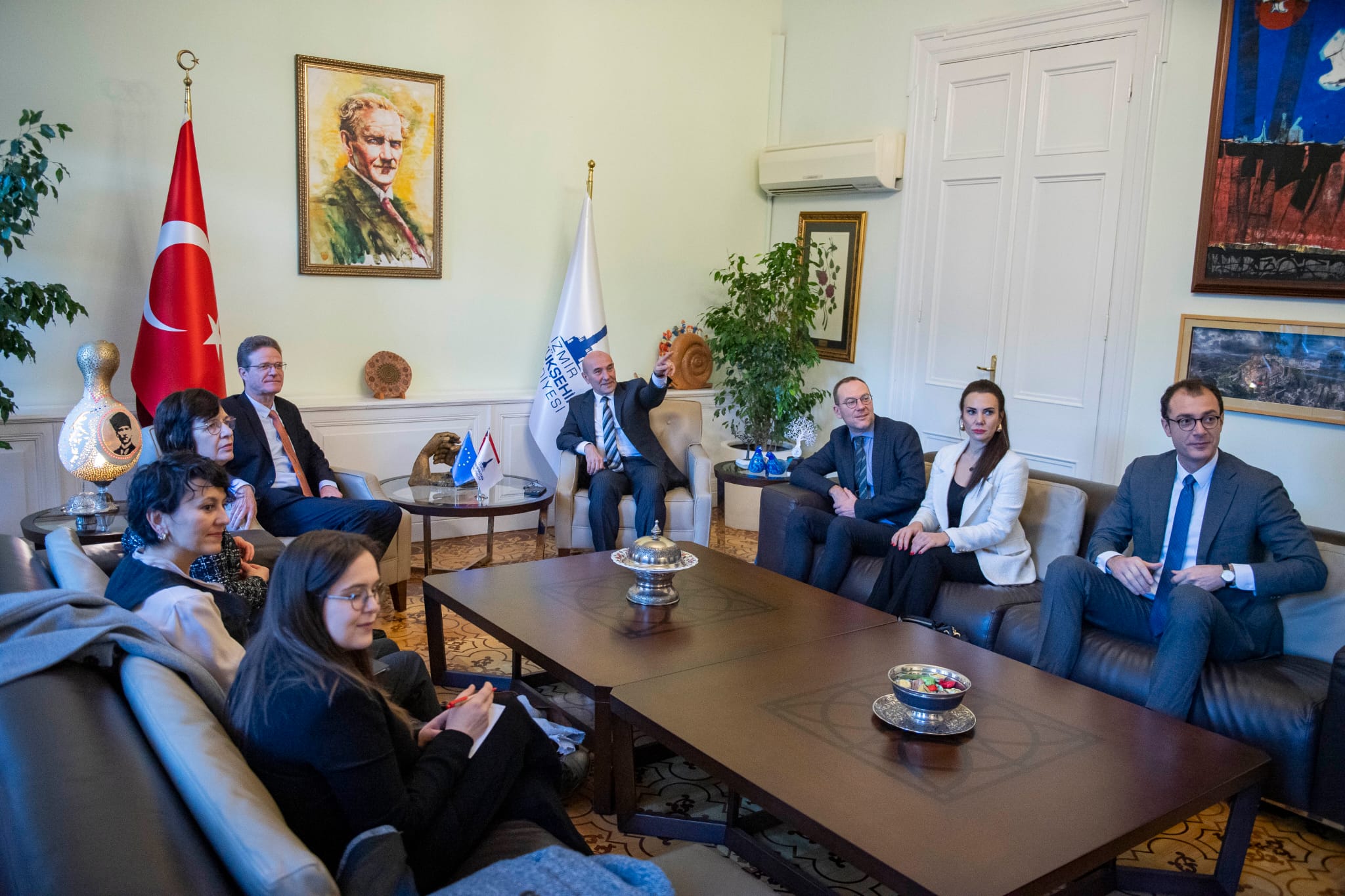 Avrupa Birliği Türkiye Delegasyonu Başkanı Meyer-Landrut’tan Başkan Soyer’e ziyaret