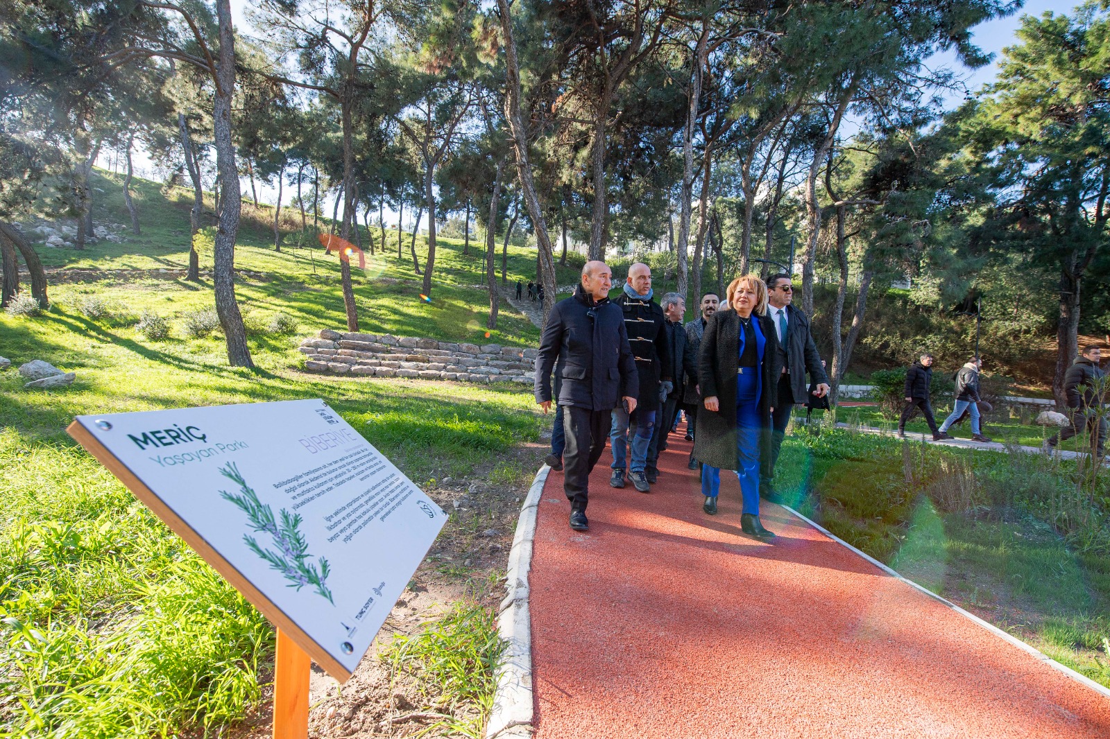 İzmir'in altıncı Yaşayan Parkı Bornova'da açıldı